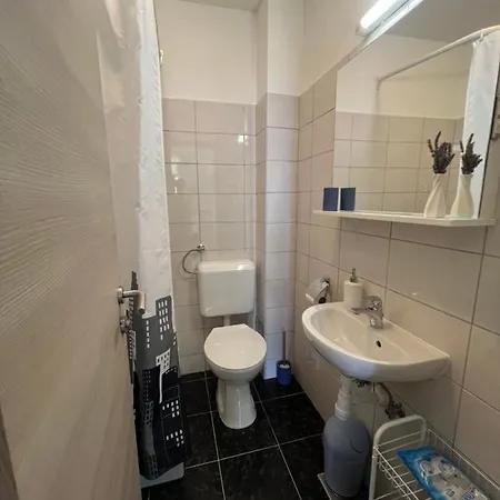 Apartment Center Town Lipa Mala *