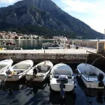 Center Town Lipa Mala * Gradac (Split-Dalmatia)