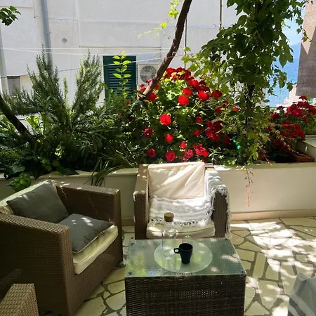 Appartement Center Town Lipa Mala *